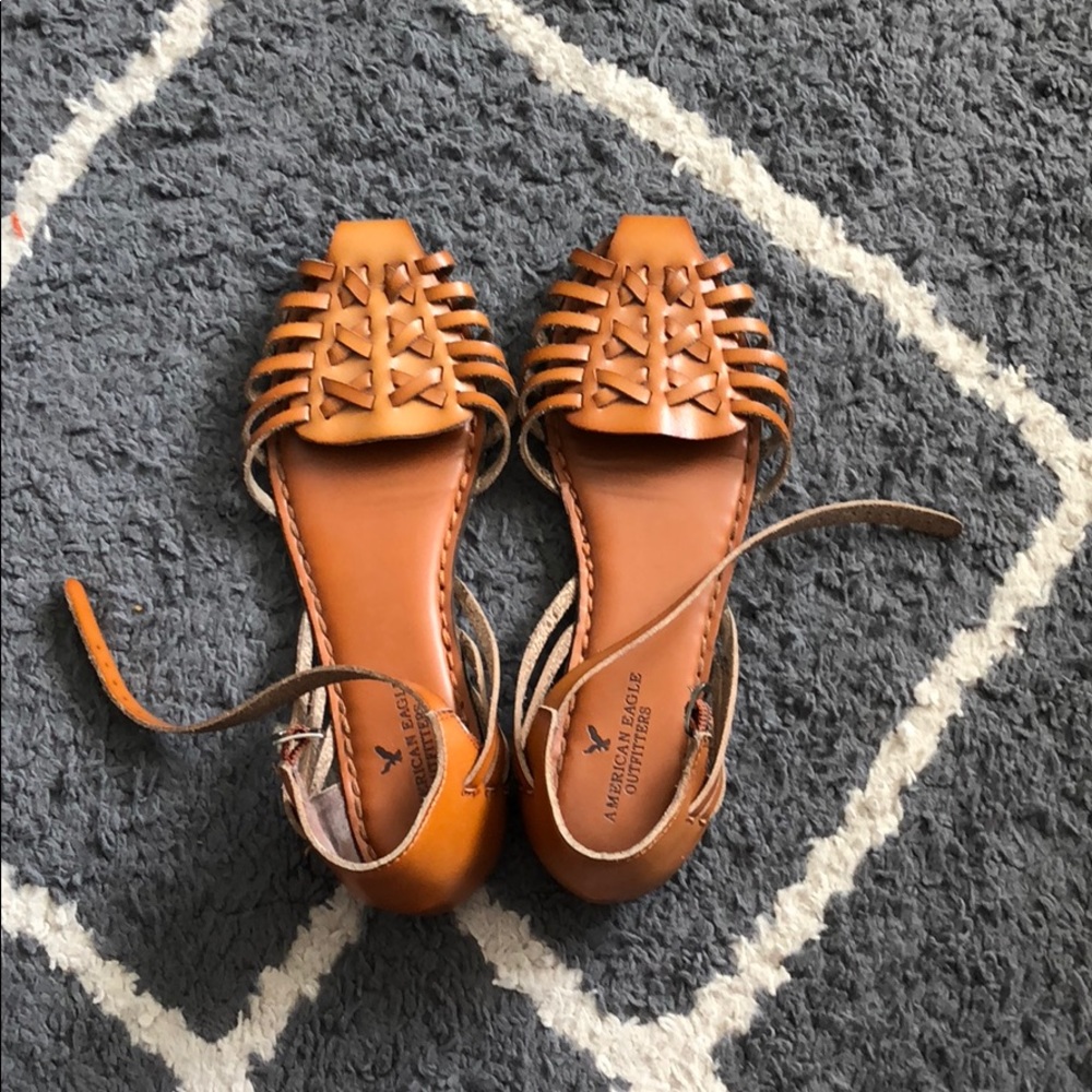 American eagle sandals